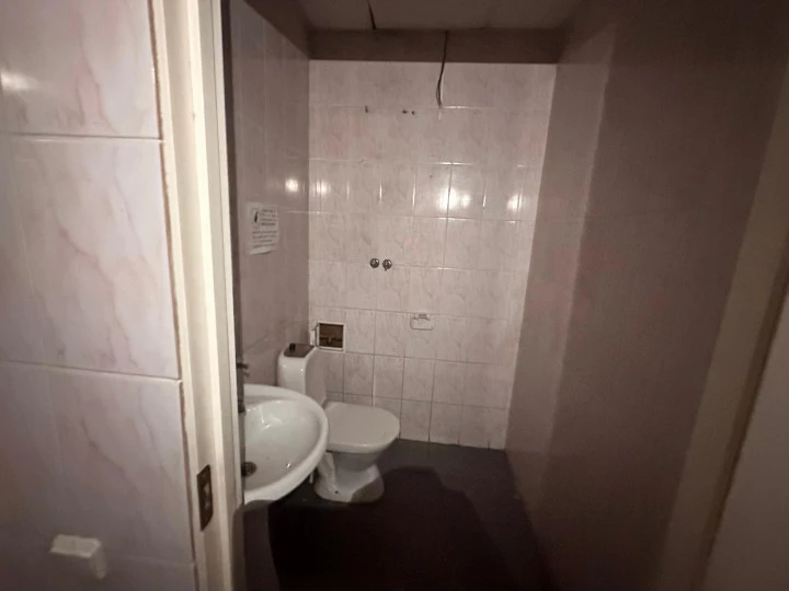 Нежилое помещение 218,7 кв.м. на Петроградской набережной